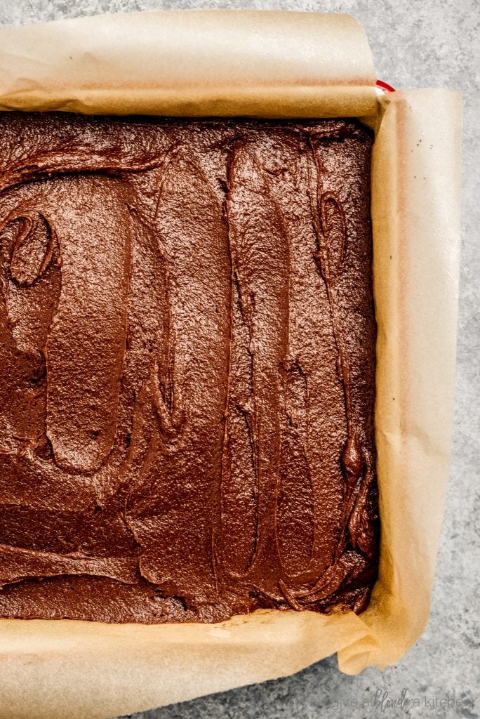 baking pan with brownie batter