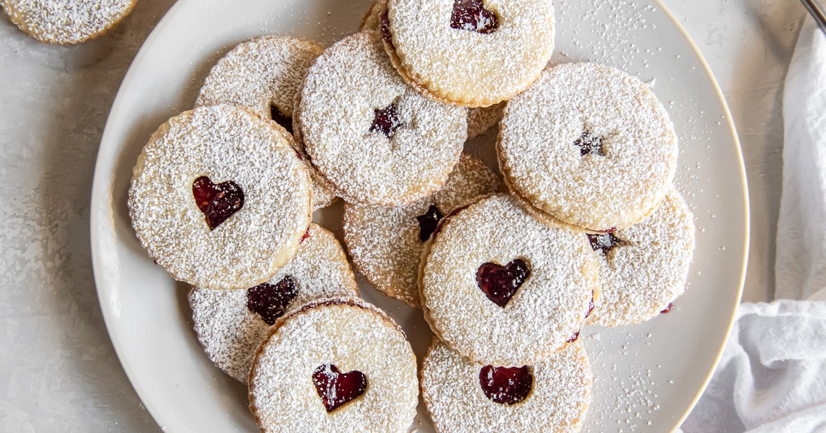 Jam Sandwich Cookies If You Give a Blonde a Kitchen