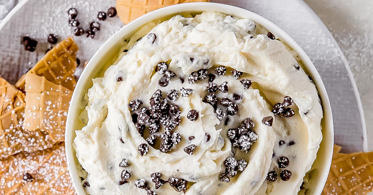 Easy Cannoli Dip | If You Give a Blonde a Kitchen