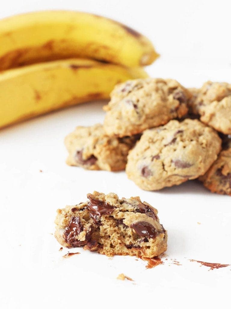 Chocolate Chip Banana Oatmeal Cookies Recipe