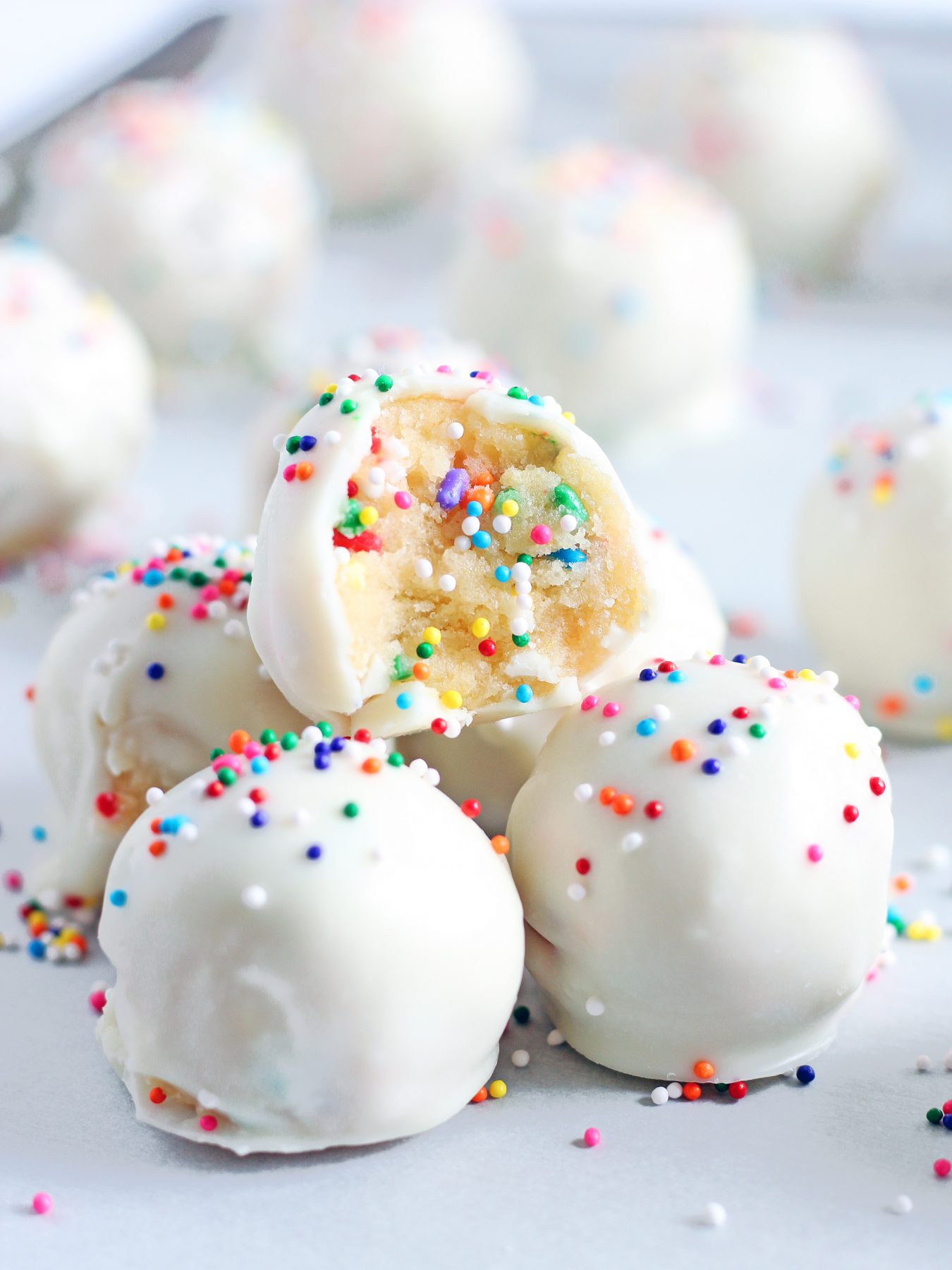 My favorite post from last week's linky party  is from Haley over at If you Give a Blonde a Kitchen. Her No-Bake Birthday Cake Truffles look amazing. Her photography is so beautiful.  You can find her recipe from this week's Linky Party