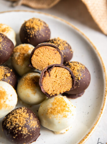 No Bake Pumpkin Pie Truffles