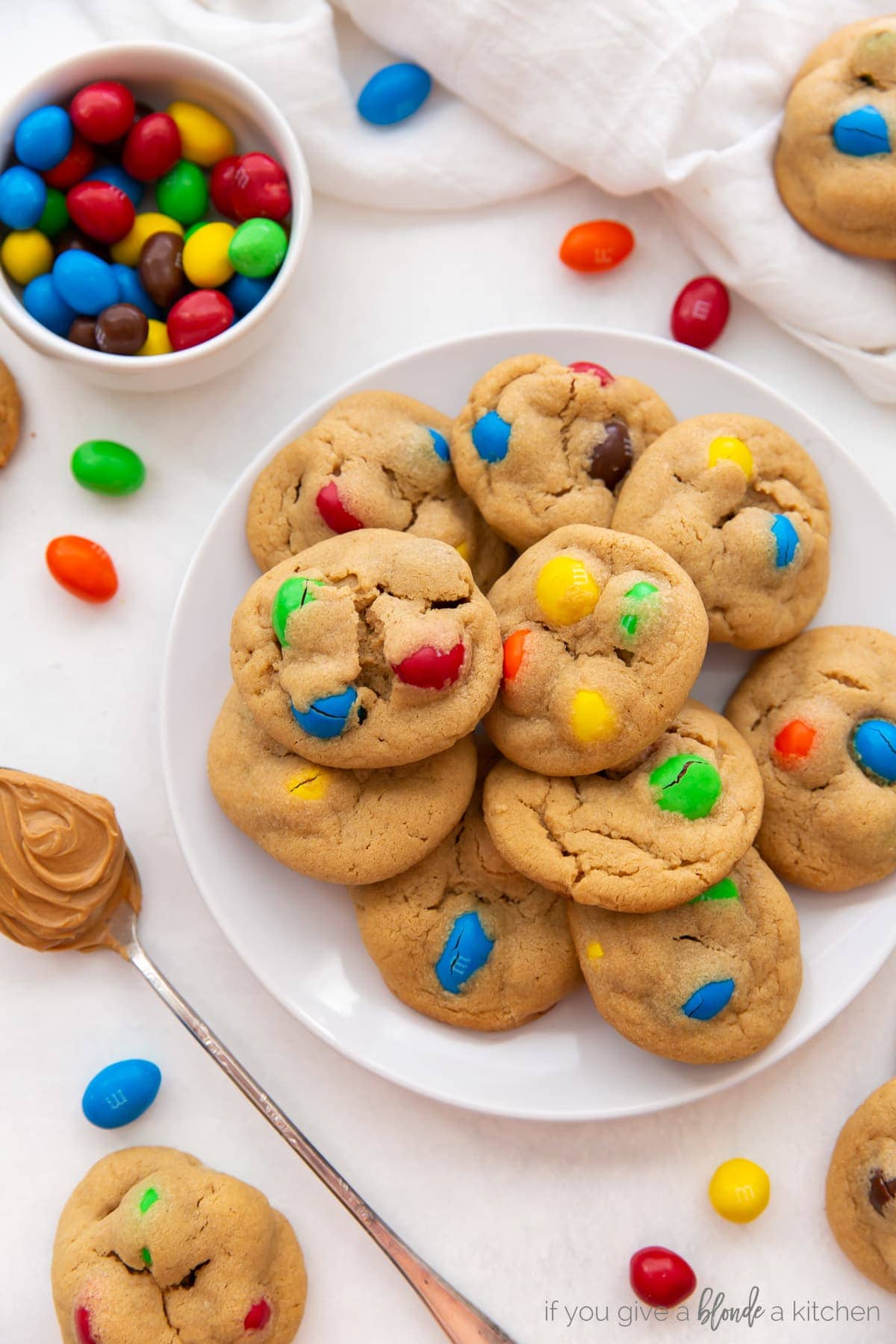 Rainbow M&M Peanut Butter Cookies • baste cut fold