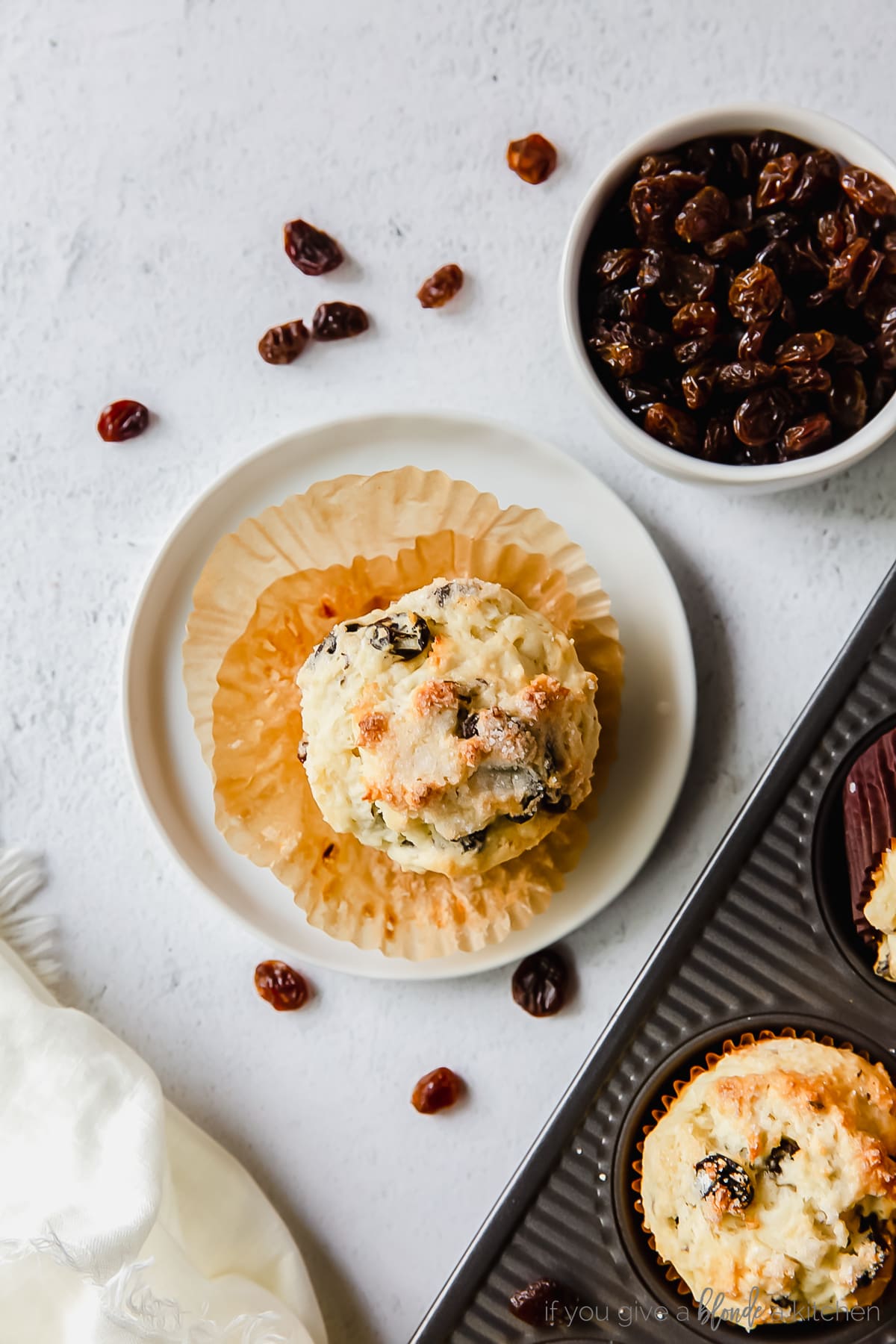 Irish soda bread muffins are a festive breakfast for Saint Patrick's Day! | www.ifyougiveablondeakitchen.com