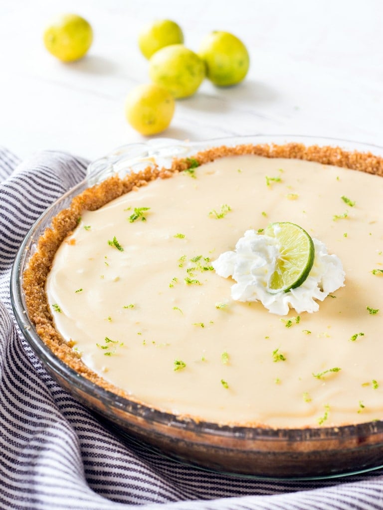 Easy Key Lime Pie Recipe | If You Give a Blonde a Kitchen