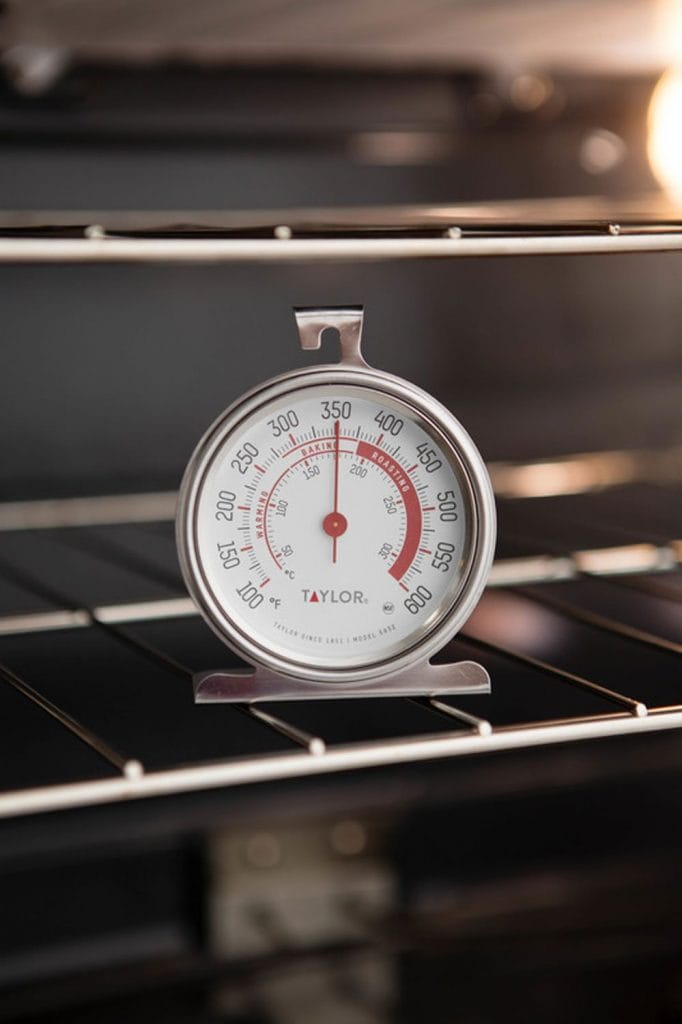 oven thermometer on oven rack