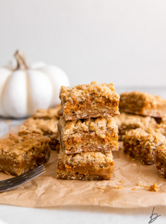 Pumpkin Pie Bars with Oatmeal Crust