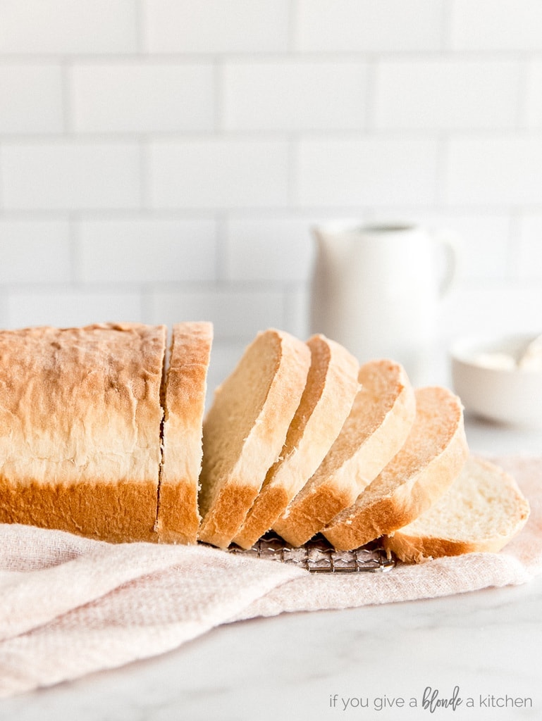 sandwich bread loaf with slices cut off the end