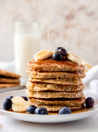 Healthy Banana Oatmeal Pancakes