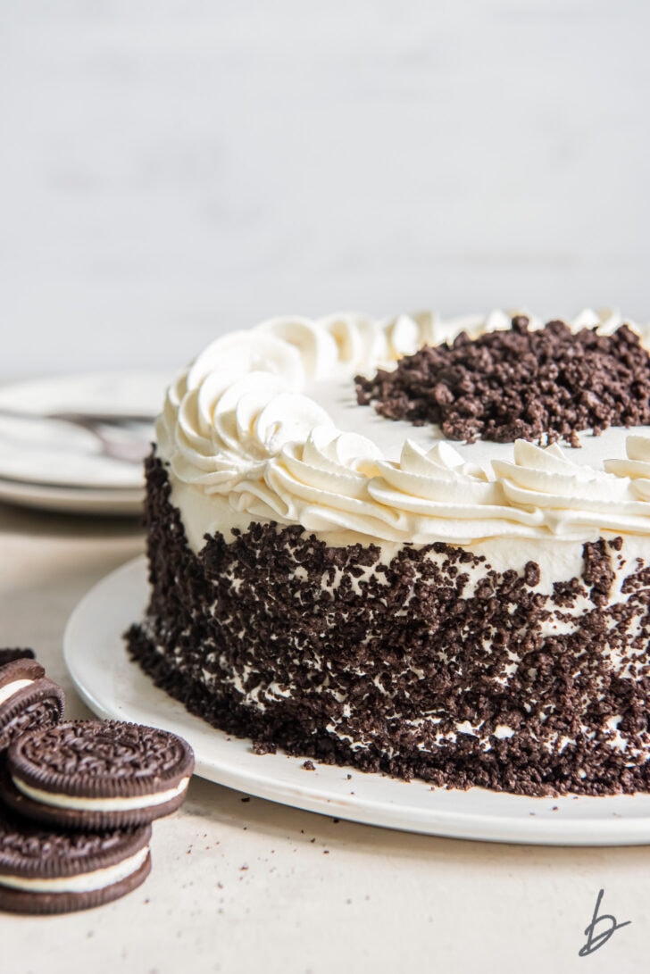 Extreme Cookies 'n Cream Oreo Cake - Crazy for Crust