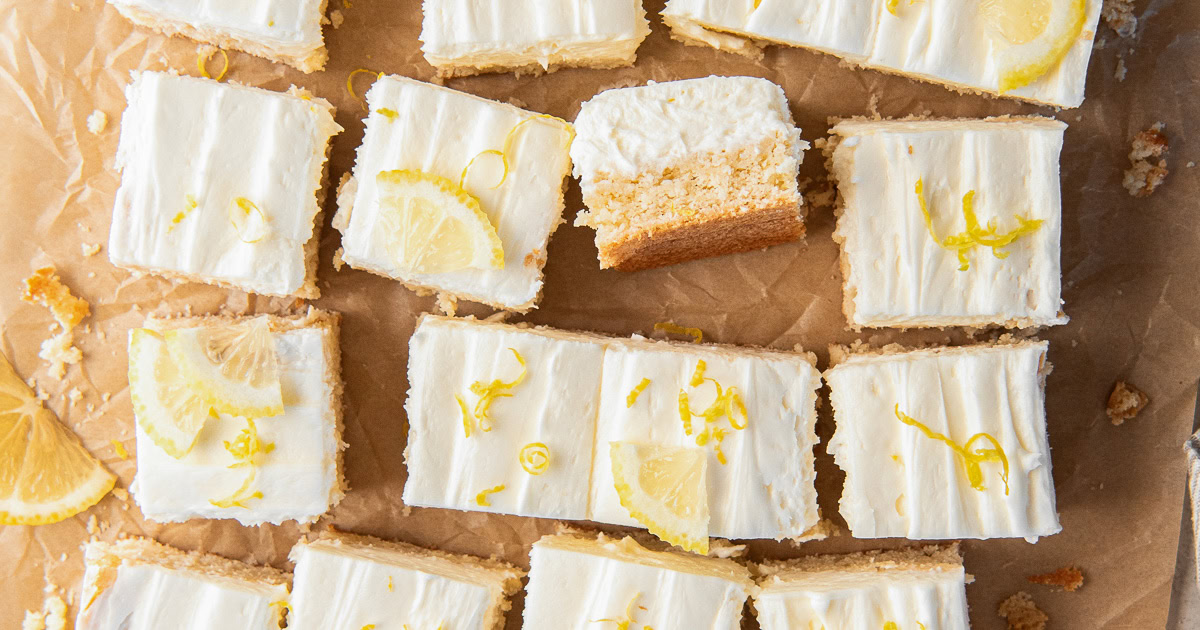 Lemon Sugar Cookie Bars [www.ifyougiveablondeakitchen.com]